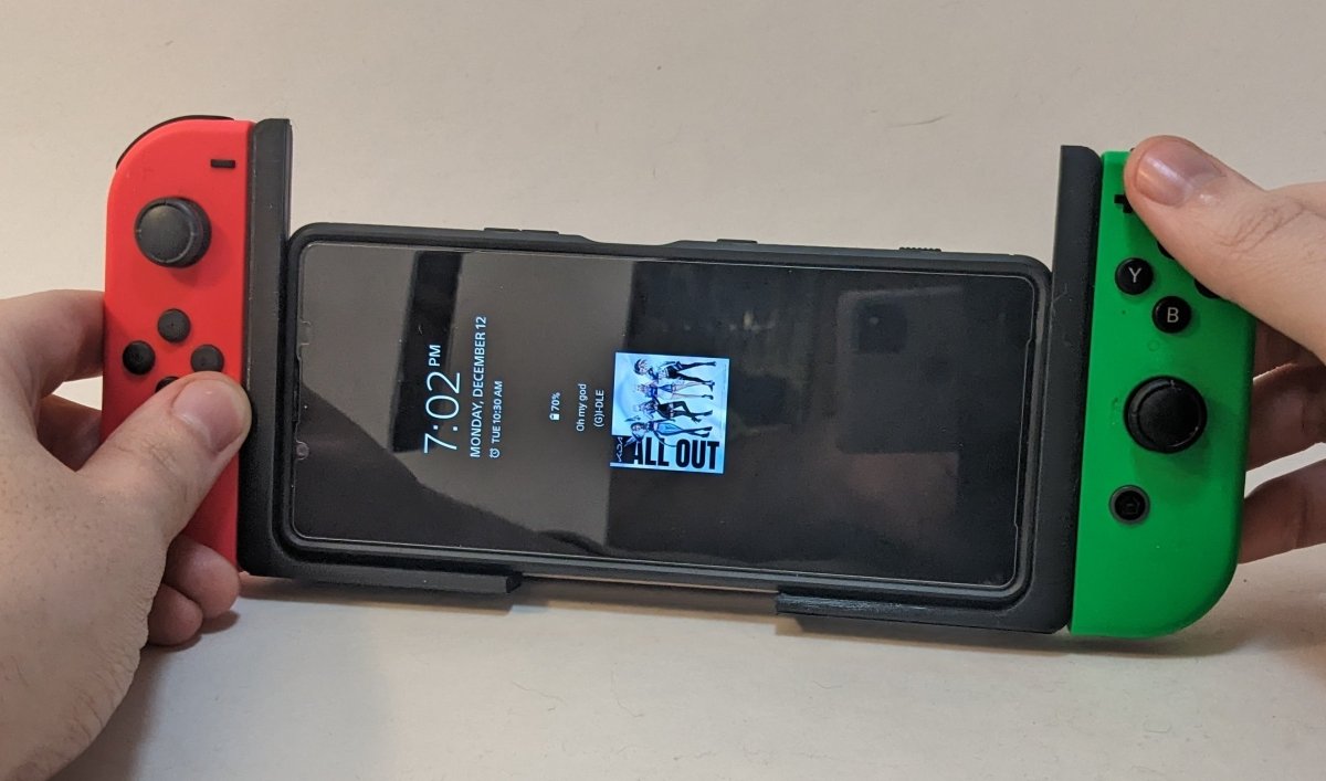 Joycon 2 phone adapter - PREORDER